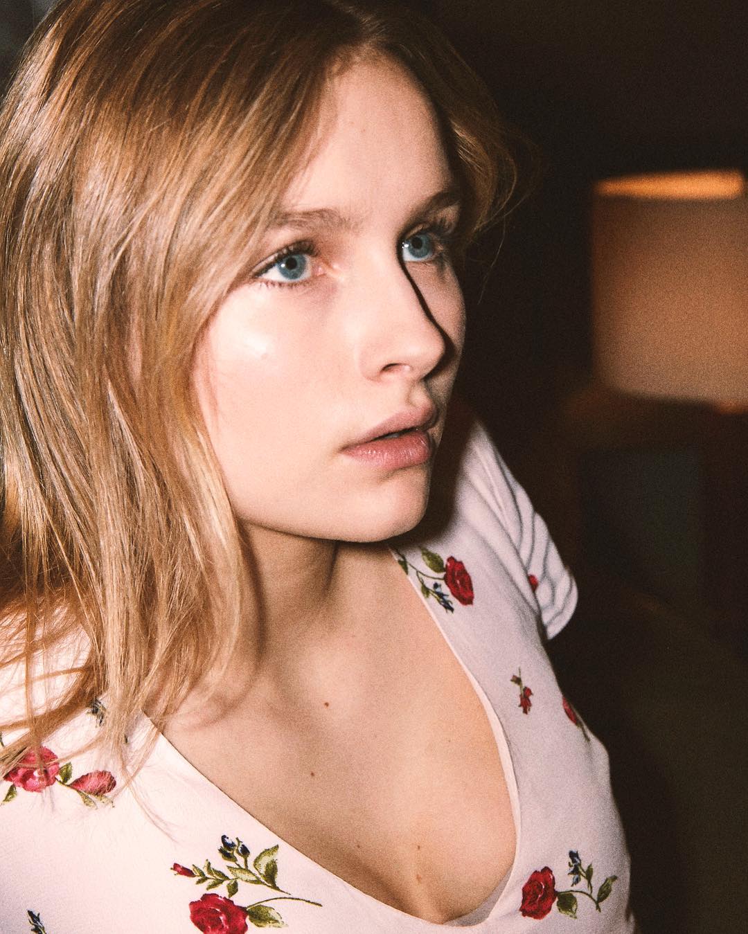 Elle Tomkins | The Society Netflix Wiki | FANDOM powered by Wikia