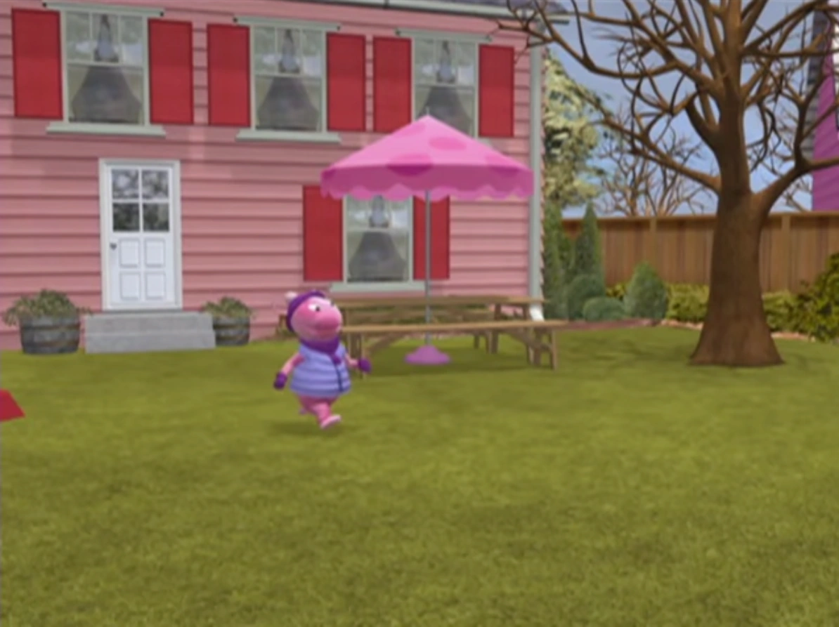 Image The Backyardigans Secret of Snow Backyard.png The