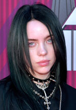 Billie Eilish 2019 by Glenn Francis (cropped) 2
