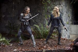 Lexa-and-clarke-are-going-to-have-to-trust