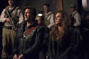 The-100-season-2-episode-16-Kane-Abby