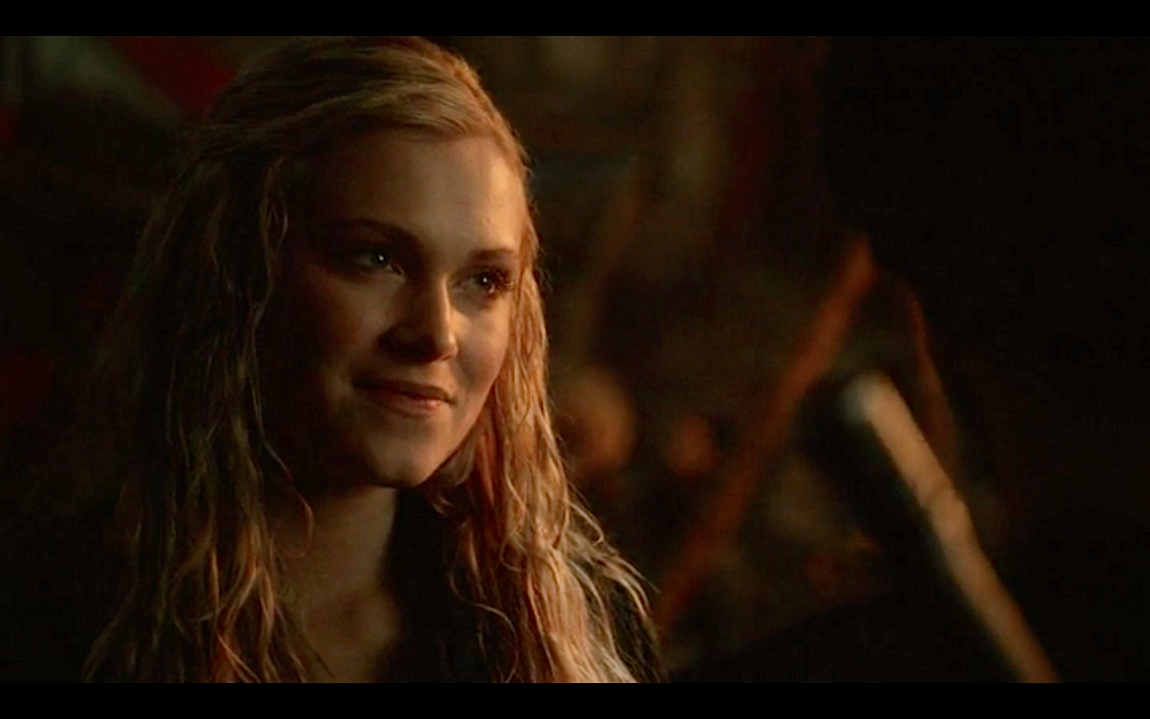 Image 1x09Clarke smiles.png The 100 Wiki FANDOM powered by Wikia