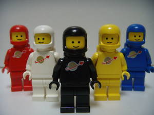 lego classic space minifigures