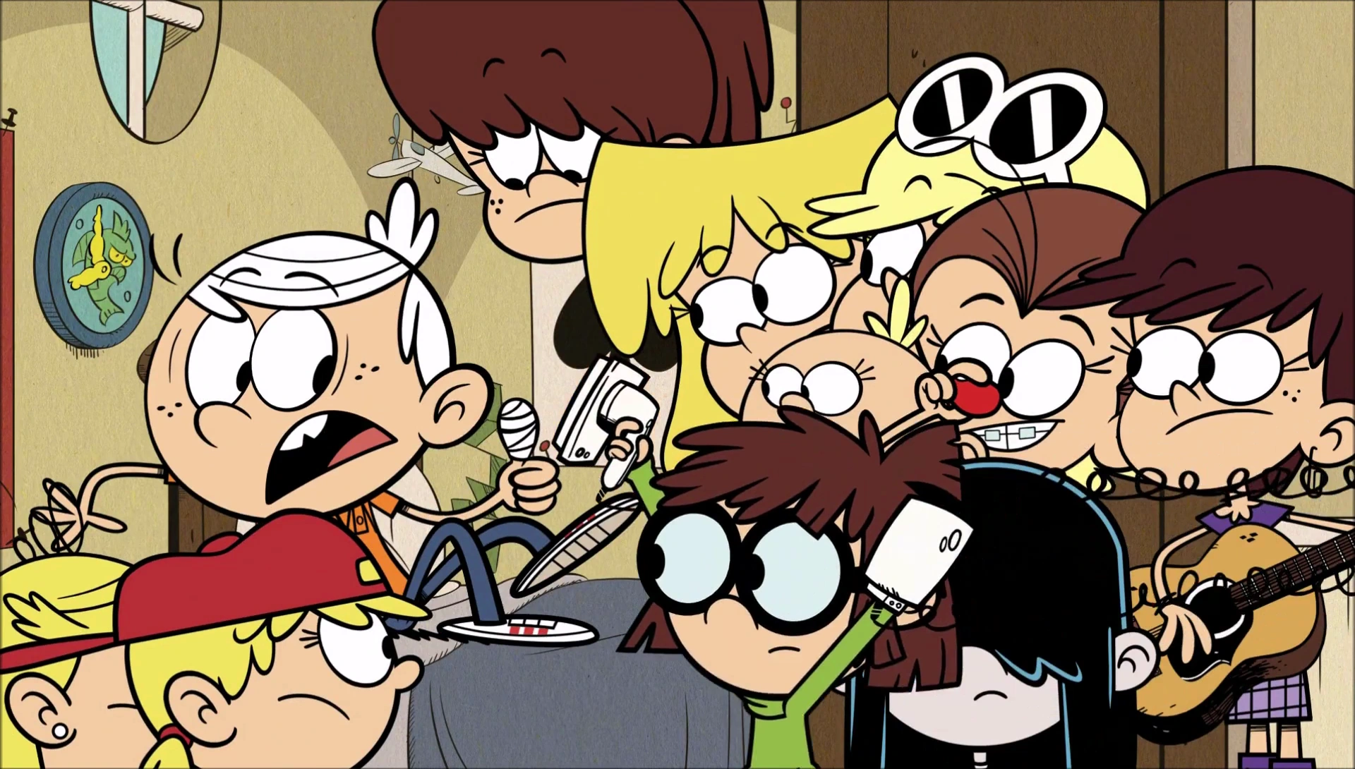 Image S1E23A Lisa runs in.png The Loud House Encyclopedia FANDOM