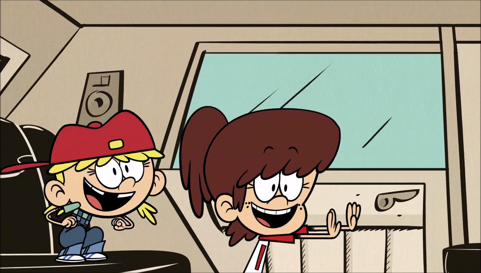 Image  S1E16B Lana and Lynn in the limo.png  The Loud House Encyclopedia  FANDOM powered by Wikia