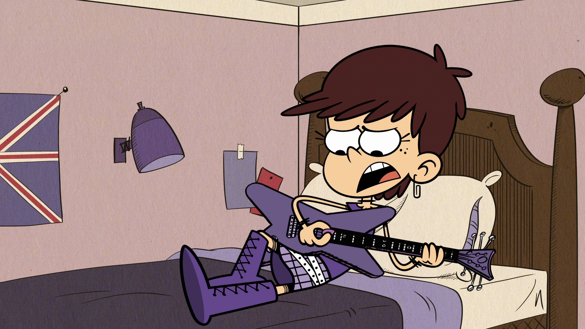 Image  S1E17A Luna sadly strumming guitar.png  The Loud House