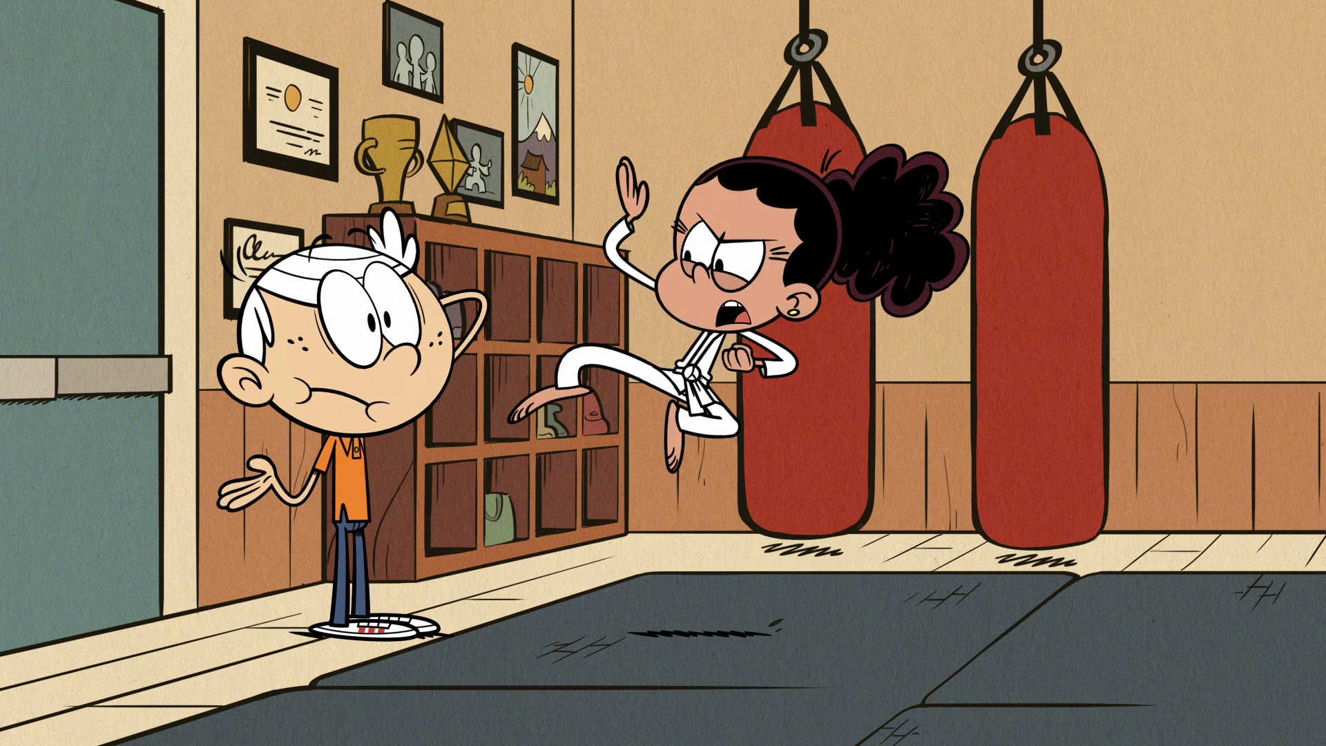 Image S2E15A Karate Girl landing a kick Linc.png The Loud House