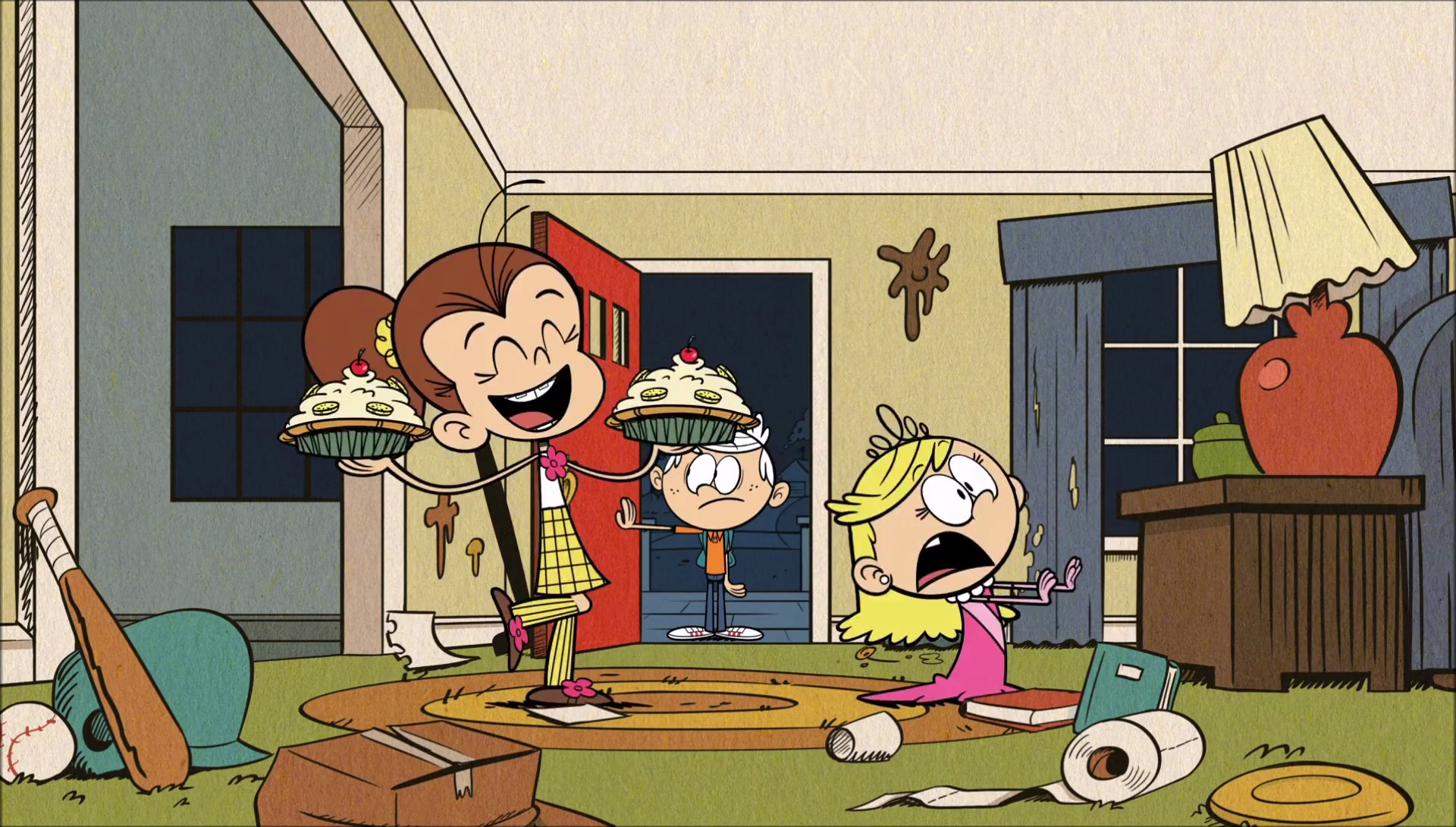 Image S1e16a Luan Chasing Lolapng The Loud House Encyclopedia 7366