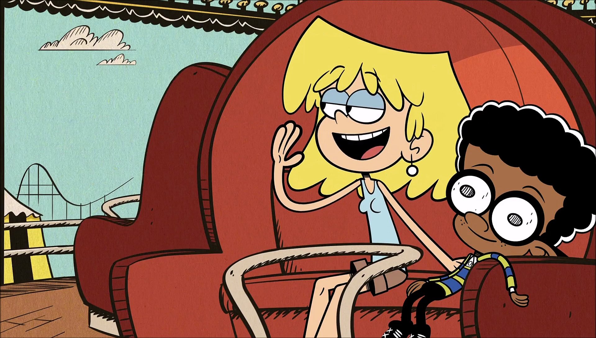 Image - S1E22B Lori Clyde on Whirly Gig ride.png | The Loud House