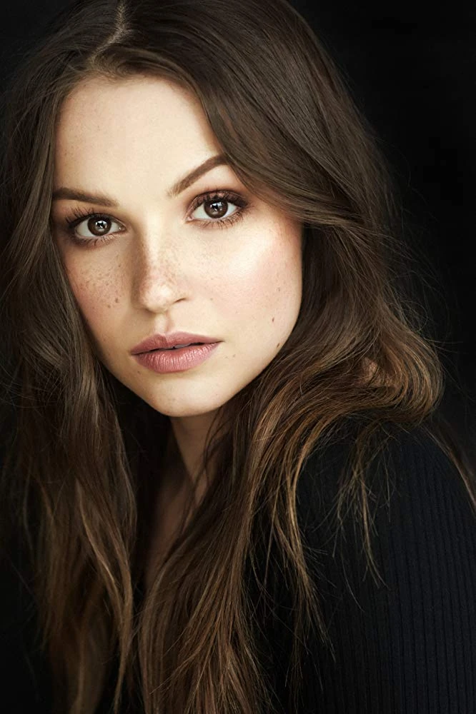 Kayla Wallace | The Magicians Wiki | Fandom