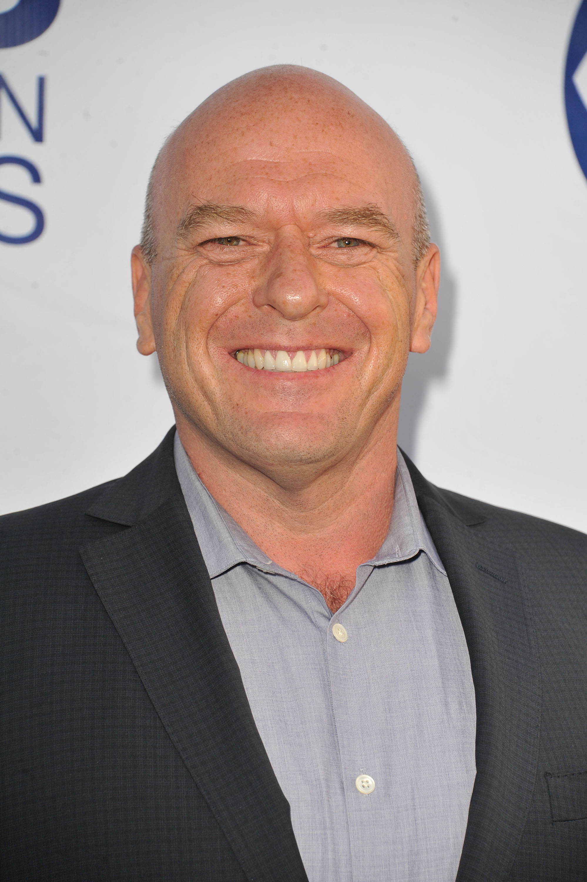 Dean Norris belly