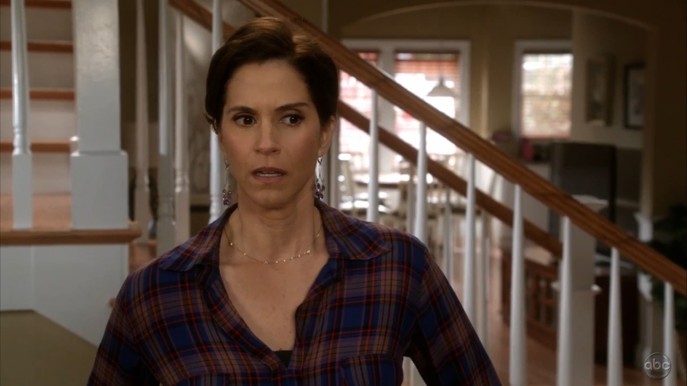 Image I Believe Jami Gertz 01.jpg The Neighbors Wiki FANDOM powered by Wikia