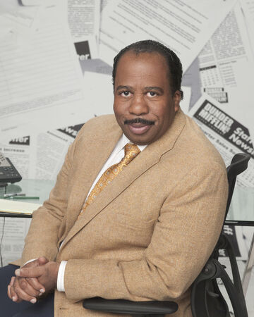 Stanley Hudson Dunderpedia The Office Wiki Fandom