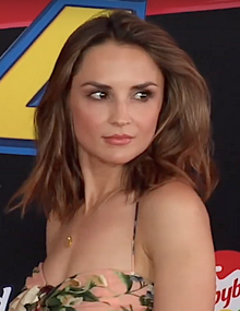 Rachel leigh cook 2