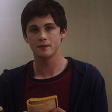 Charlie Kelmeckis The Perks Of Being A Wallflower Wiki Fandom