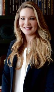 Sarah J. Maas