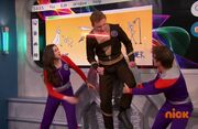 Back to school - phoebe and max save leonard