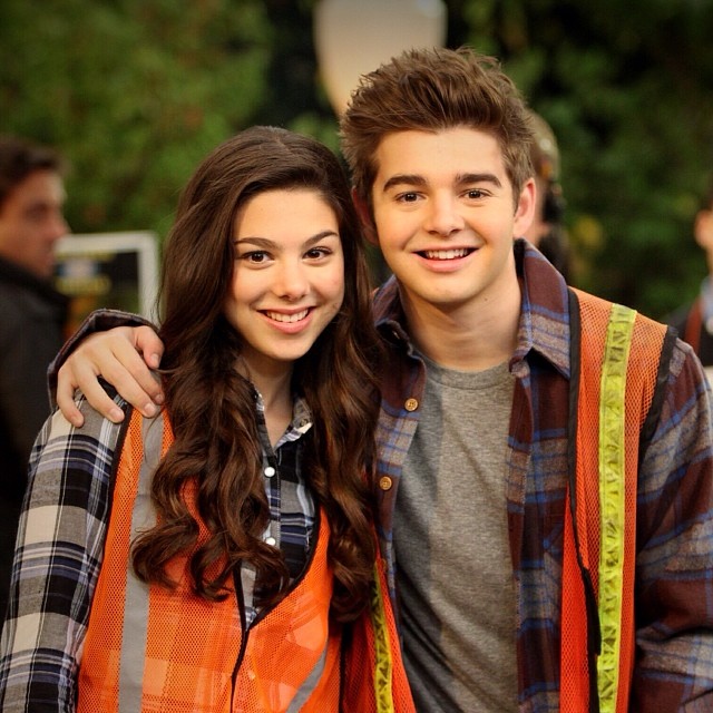 Image Phoebeandmaxconstruction The Thundermans Wiki Fandom Powered By Wikia 1986