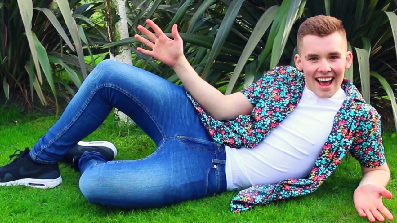 Stephen Tries The Ultimate Sidemen Wiki FANDOM powered by Wikia