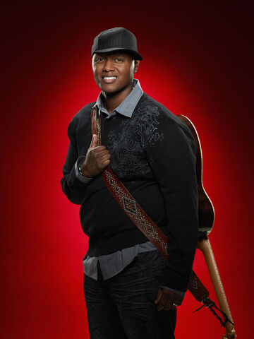 File:Javier Colon.jpg