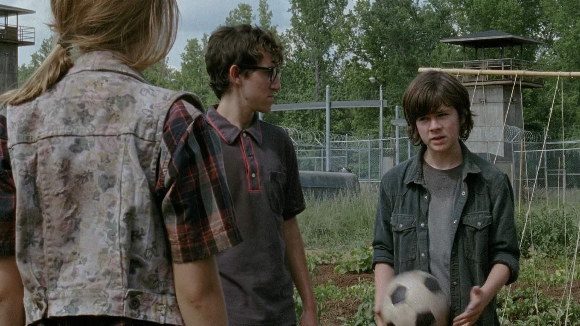 Carl Grimes/temporada 4 | The Walking Dead Wiki | FANDOM powered by ... Carl Grimes/temporada 4 | The Walking Dead Wiki | FANDOM powered by ...