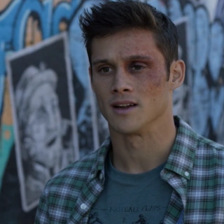 Montgomery De La Cruz