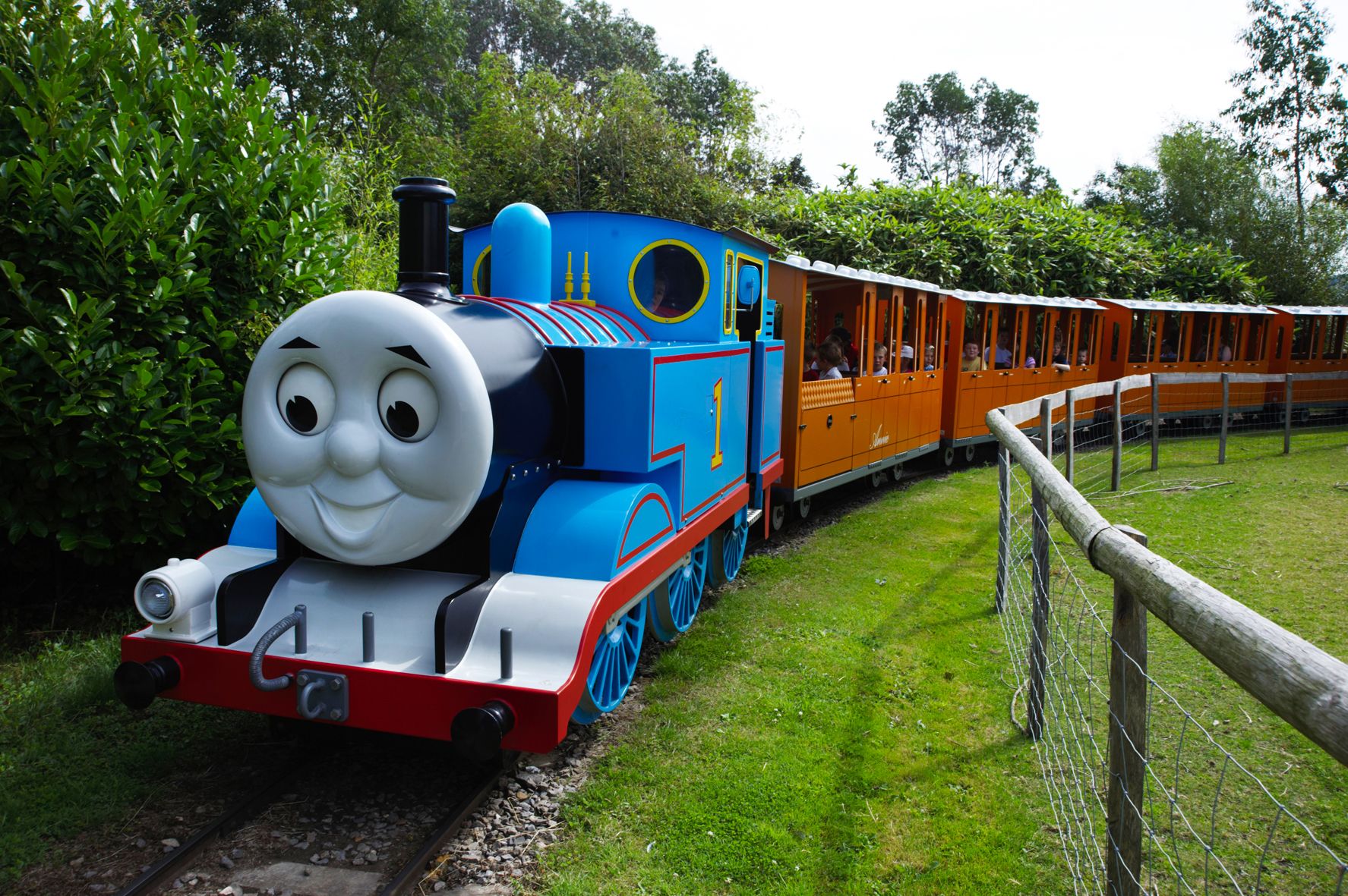 Thomas at Drusillas Park | Thomas and Friends In Amusement ...