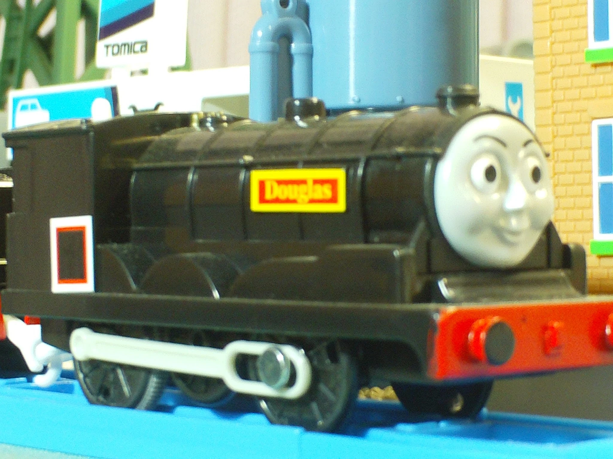 trackmaster donald