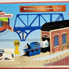 wooden train set bridges and tunnels
