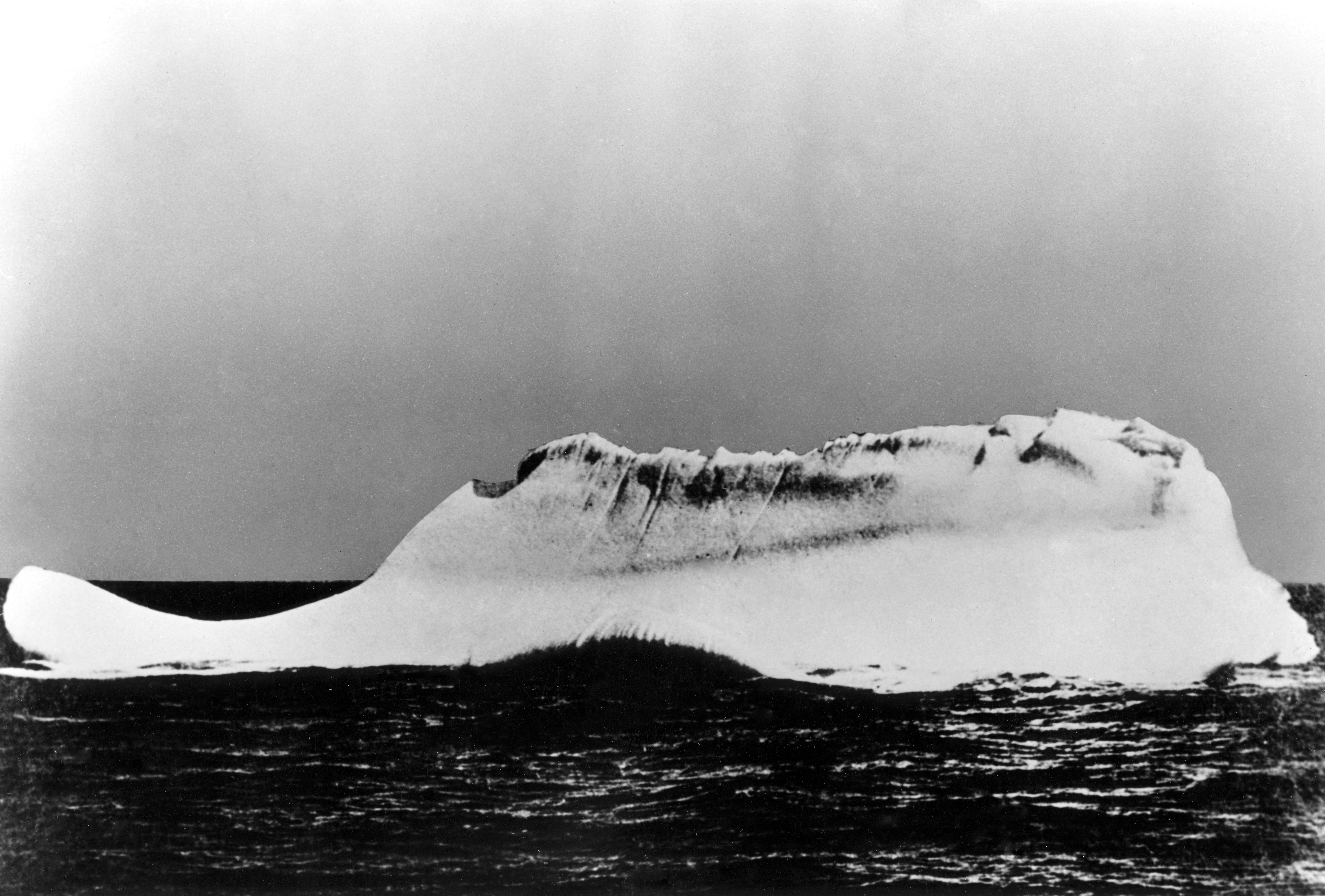 titanic approaching iceberg image