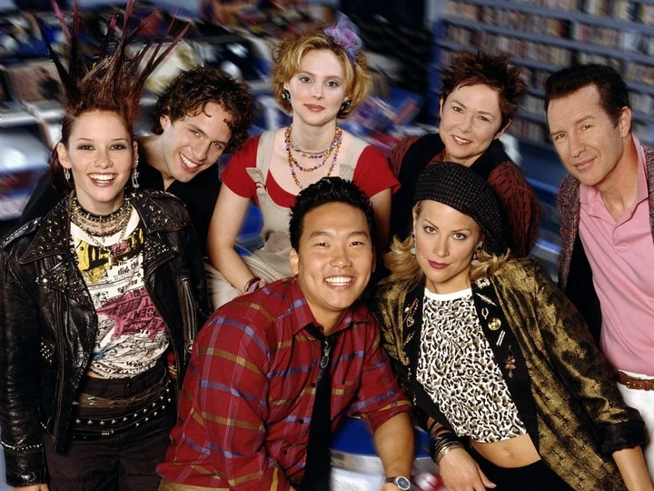 супергерои шоу. The b-52's. That's 70s show. The b and s show. The b and s show.