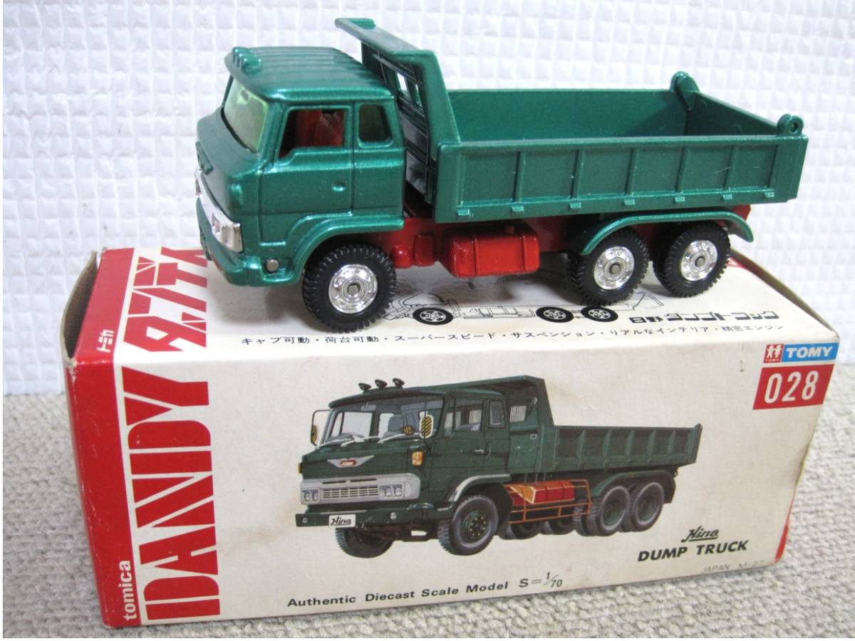 tomica hino truck