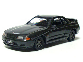 tomica gtr r32