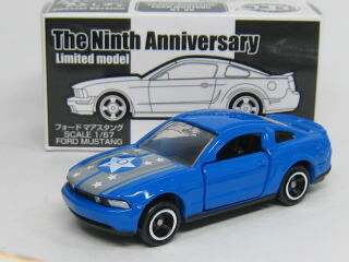 tomica ford mustang