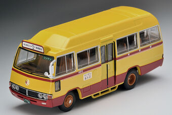 tomica toyota coaster