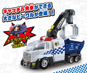 tomica police chase