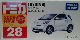 tomica toyota iq