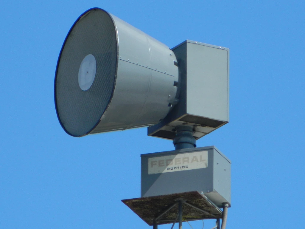 Federal Signal 2001 Tornado siren Wiki Fandom