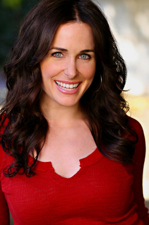 Danielle Bisutti Danielle Bisutti