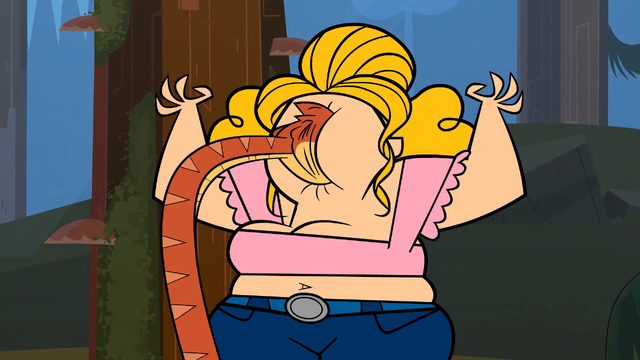 File:SnakeFace.png