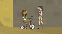 Courtney and Heather arguing as usual