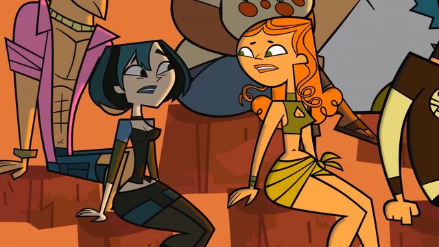 File:Gwen and Izzy bottom 2.png
