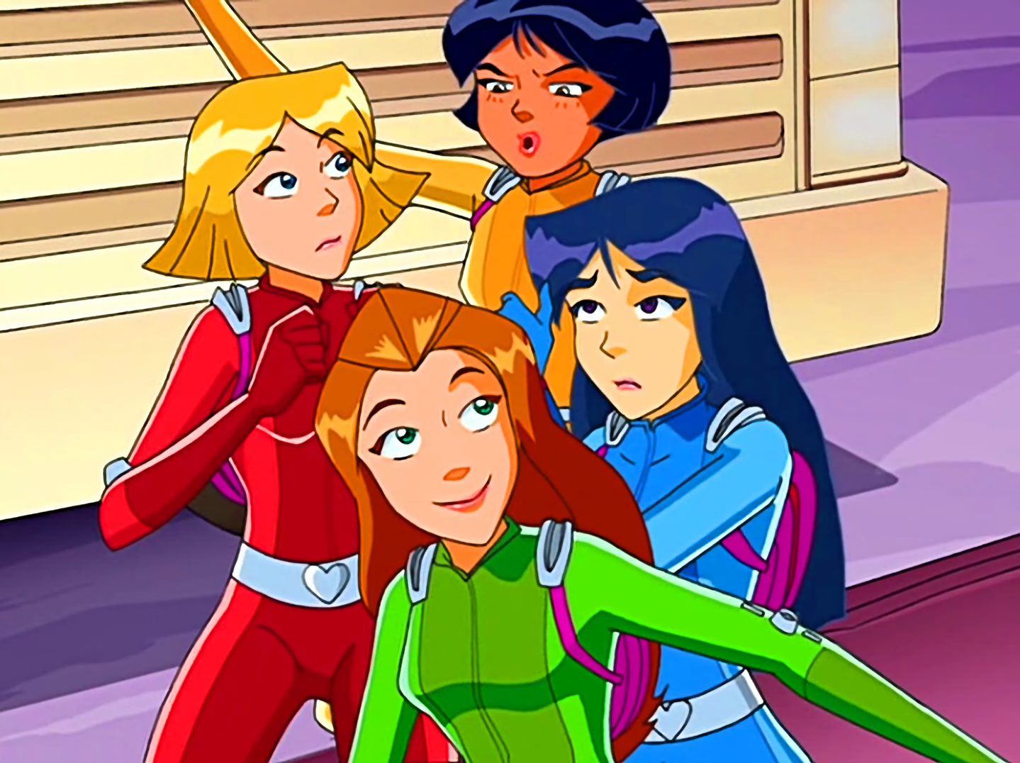 Totally spies i. Тотали спайс мультсериал. Тотали спайс Кловер и Алекс. Тотали спайс 4 шпионка. Тотали спайс Британи.