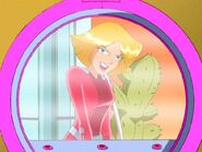 totally spies compowder toy