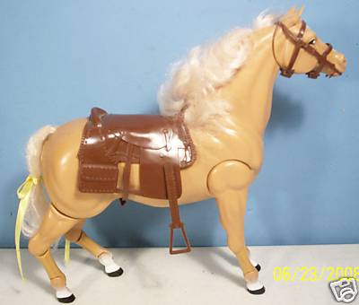 barbie moving horse