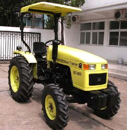 Bear BT-400 MFWD - 2005