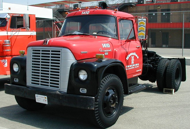 International Loadstar 1700 | Tractor & Construction Plant ...