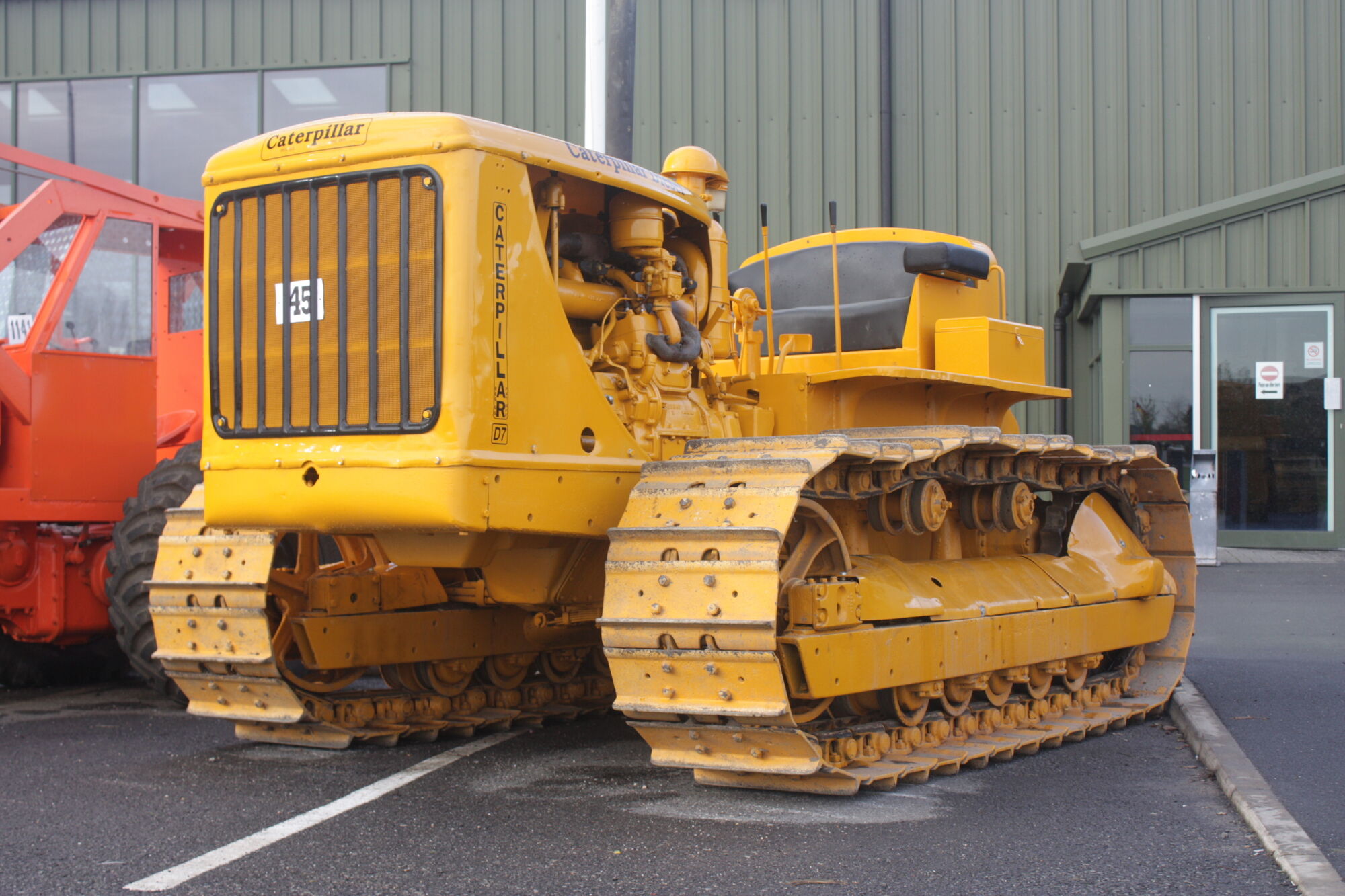 Caterpillar D7 Tractor & Construction Plant Wiki FANDOM powered by