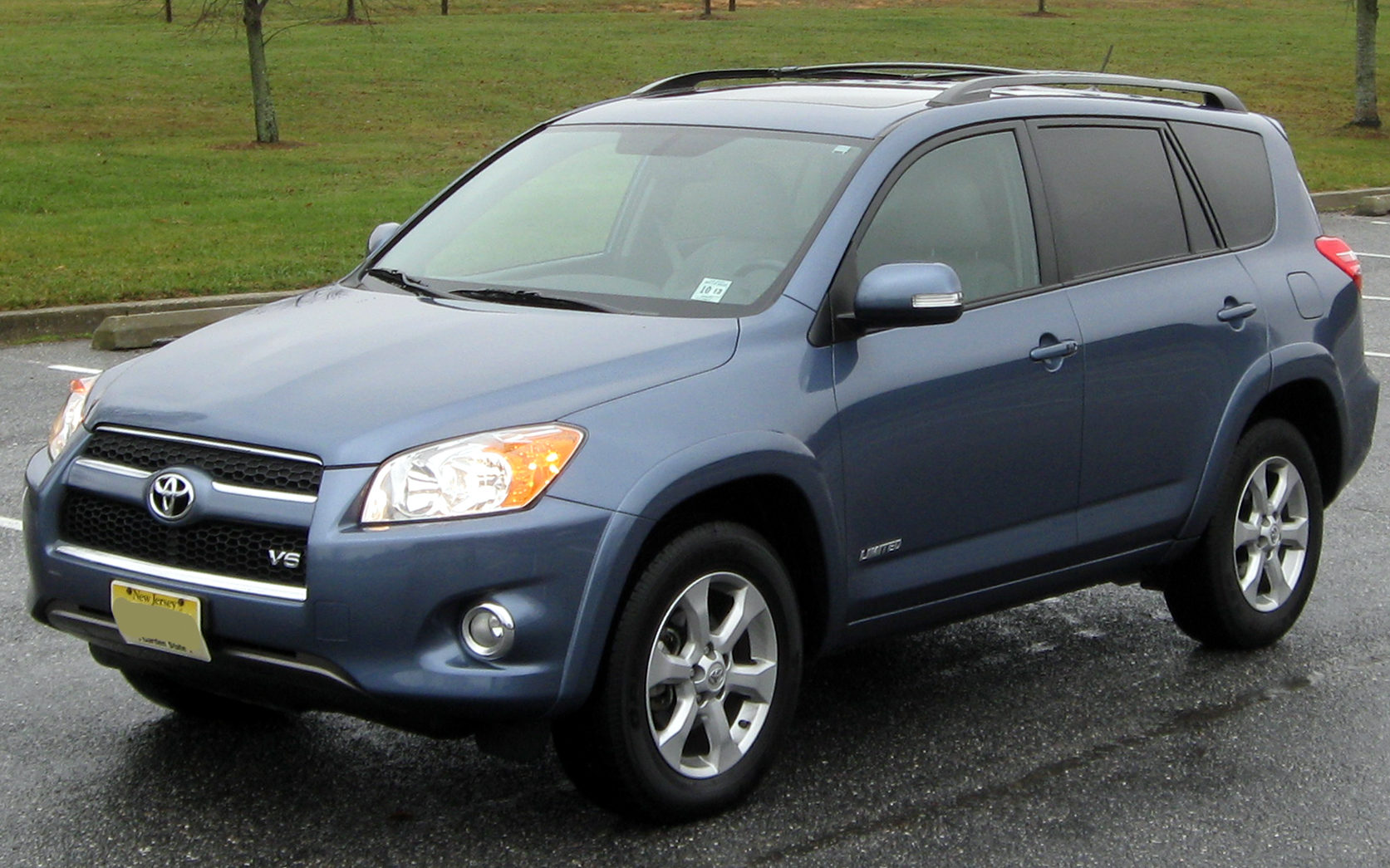 toyota rav4 википедия