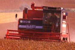 MF 530S combine